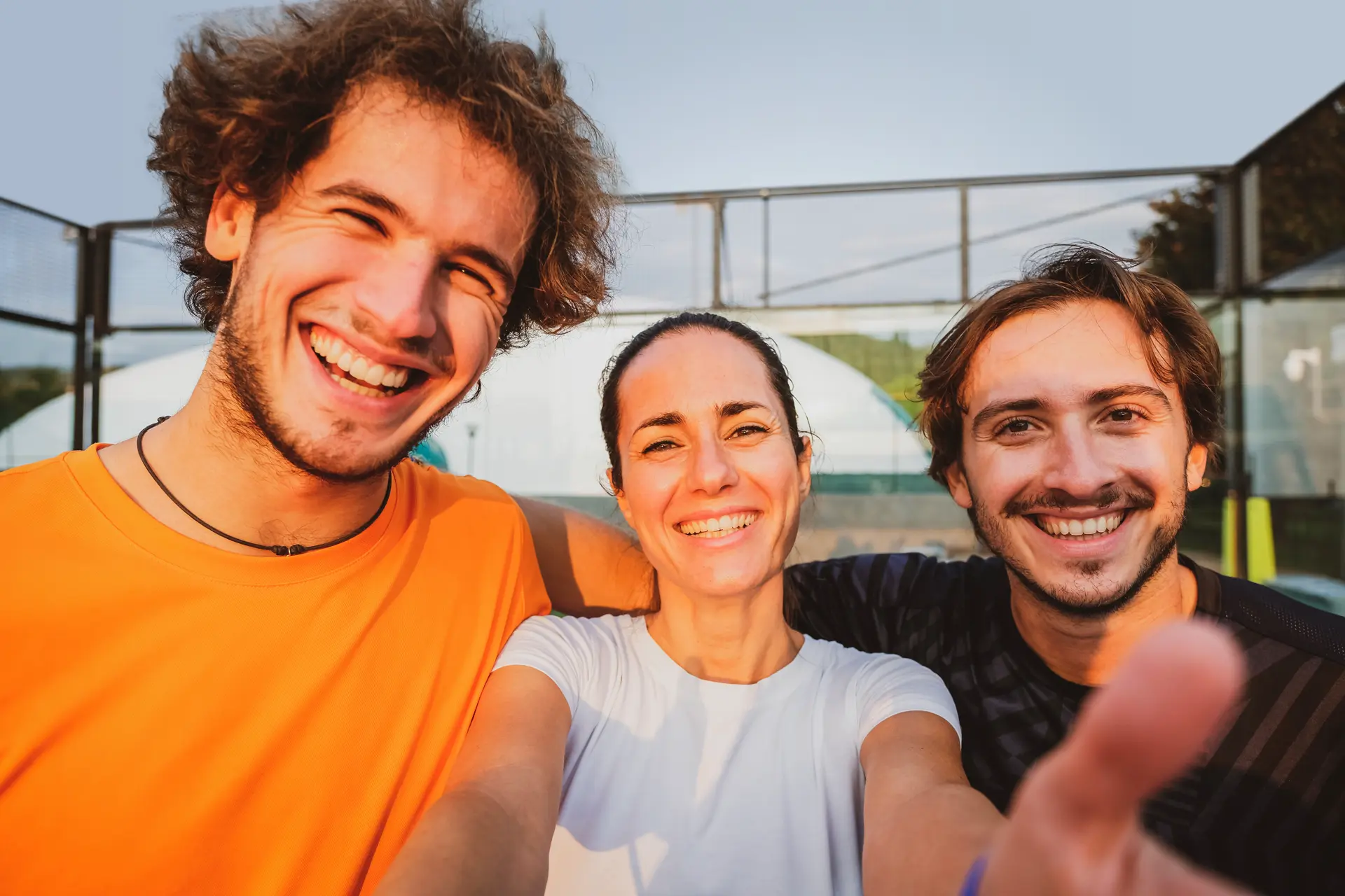 So wird der Traum vom eigenen Padel-Court mühelos wahr: Erfahren Sie jetzt, wie Sie in 3 Schritten zum eigenen Padel-Tennis-Angebot kommen!