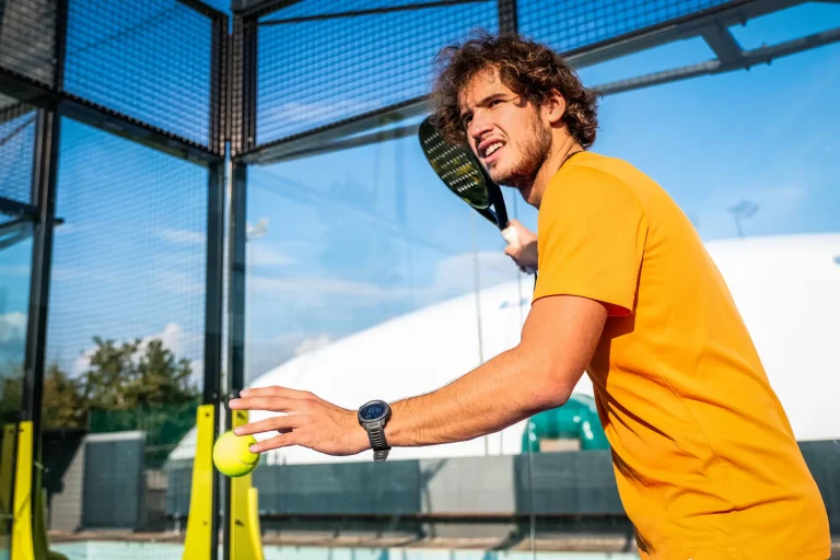 Wie spielt man Padel-Tennis?