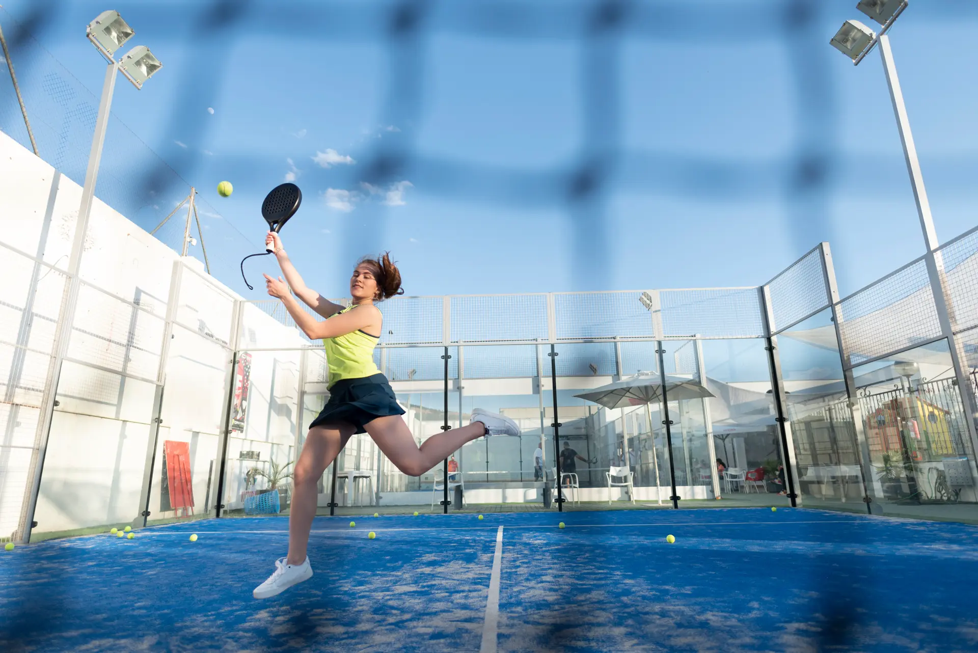 So wird der Traum vom eigenen Padel-Court mühelos wahr: Erfahren Sie jetzt, wie Sie in 3 Schritten zum eigenen Padel-Tennis-Angebot kommen!